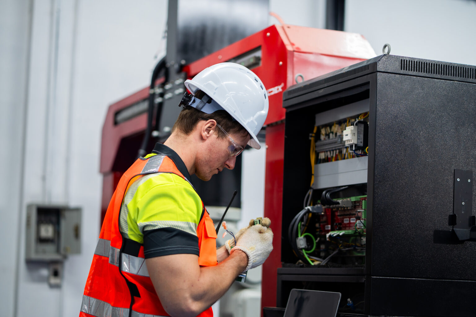 Global Service Alayo: Instalación de ascensores con técnicos autorizados